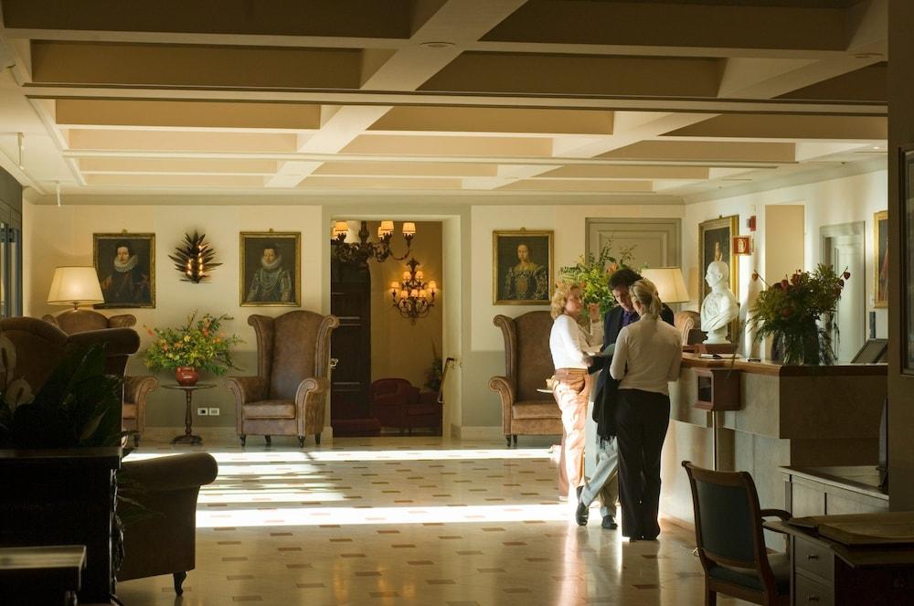 Fonteverde Lifestyle & Thermal Retreat - The Leading Hotels Of The World Сан-Кашано-дей-Баньй Экстерьер фото The lobby of the hotel